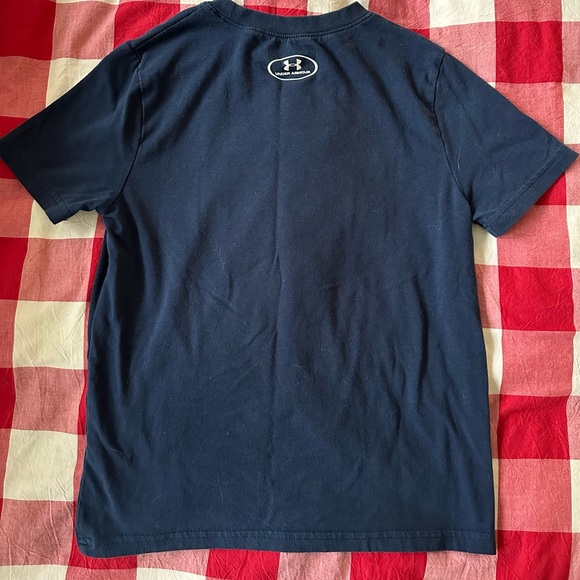 Under Armour t-shirt - Picture 2 of 3